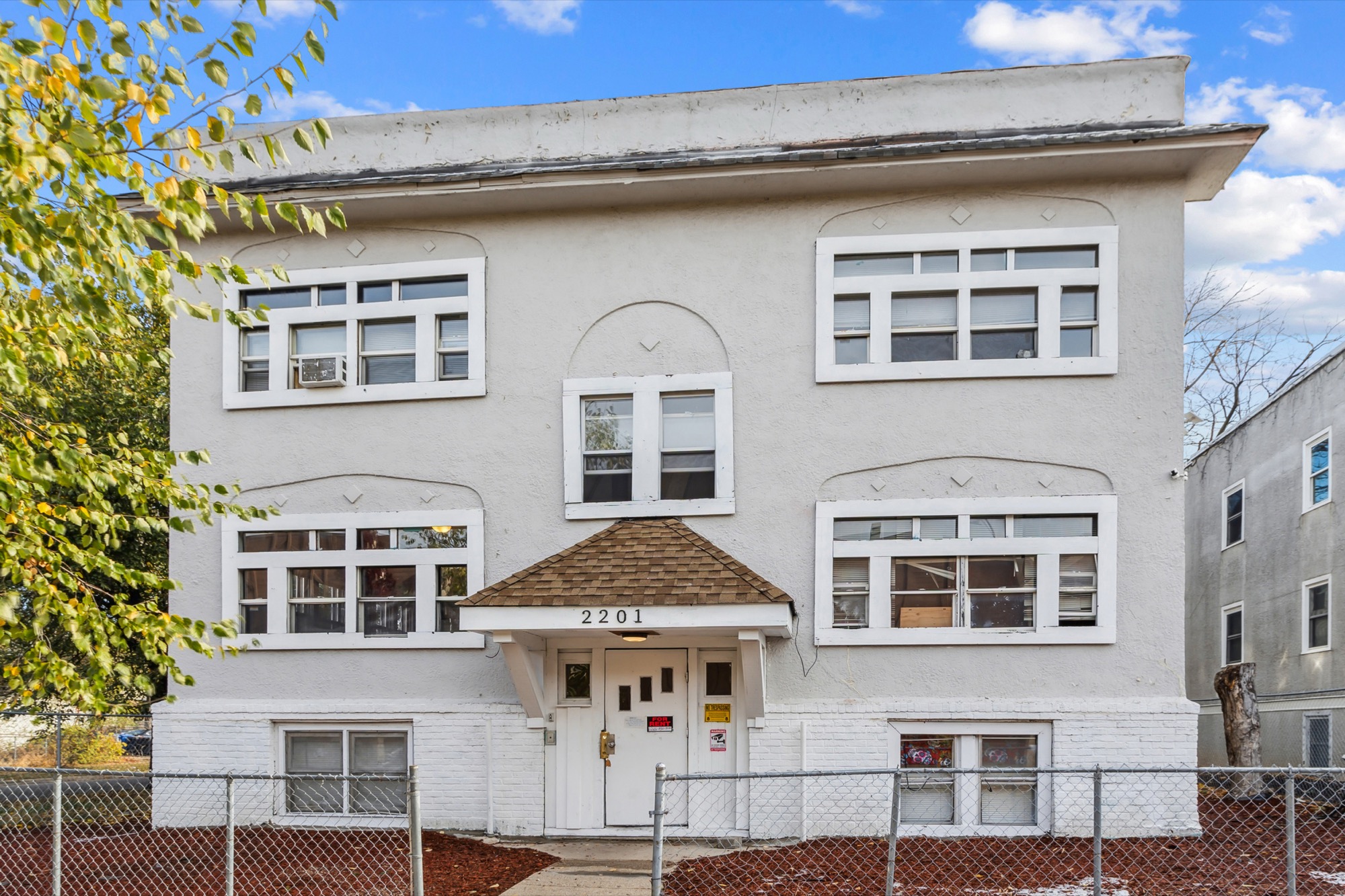 A renovated Twin Cities duplex, ready for residents